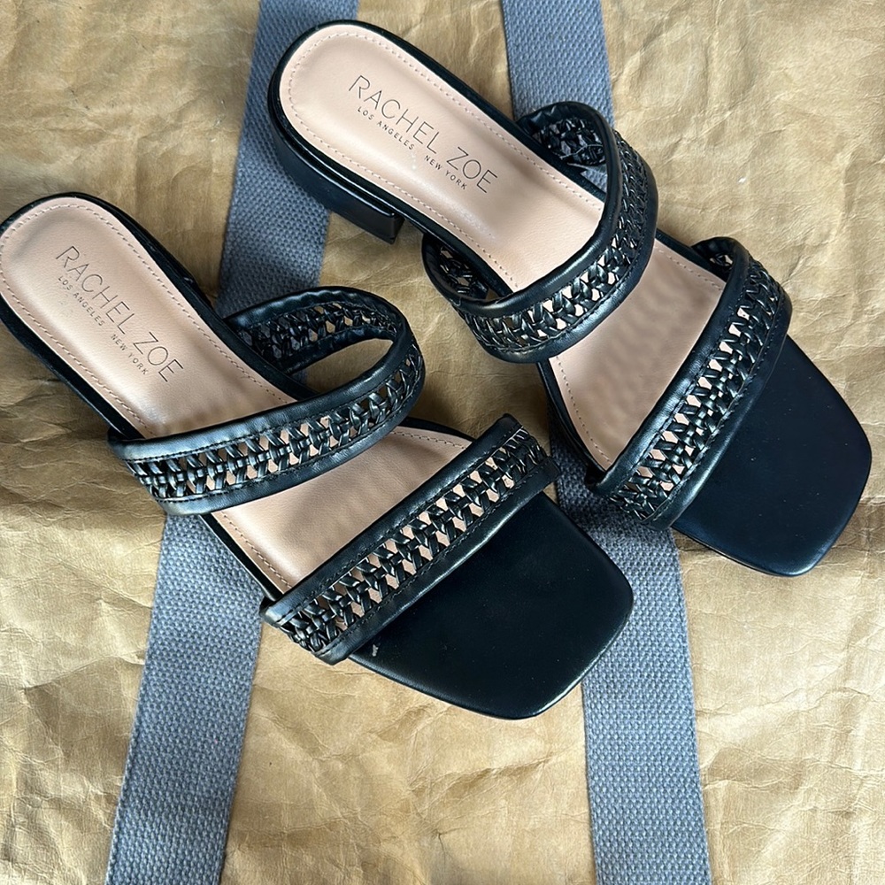 New Rachael Zoe black sandals
